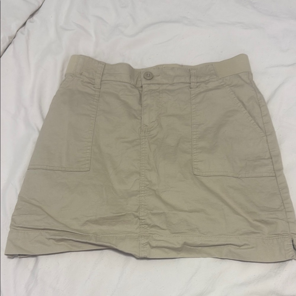 Lee Women's Tan Skirt